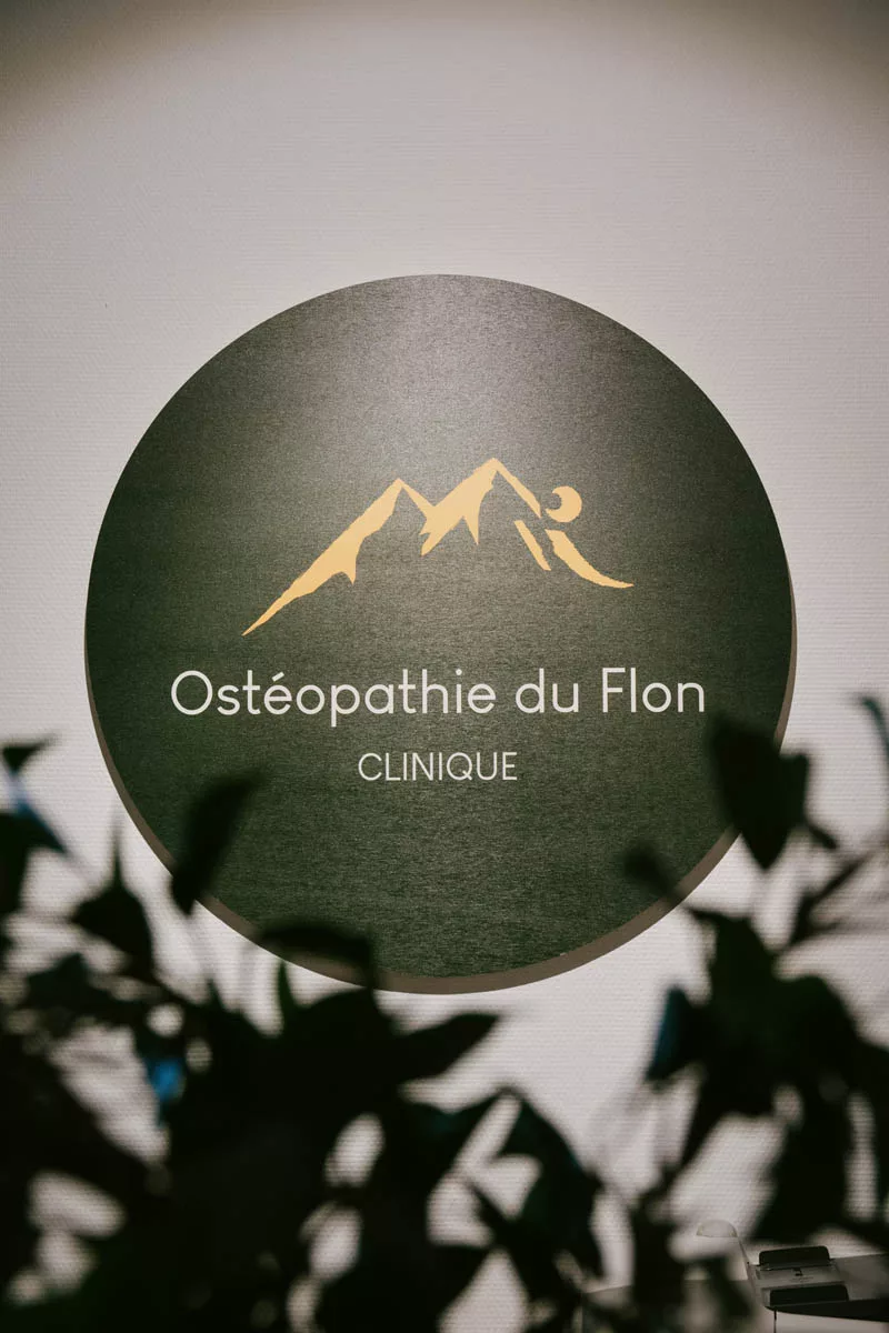 Table de traitement ostéopathique